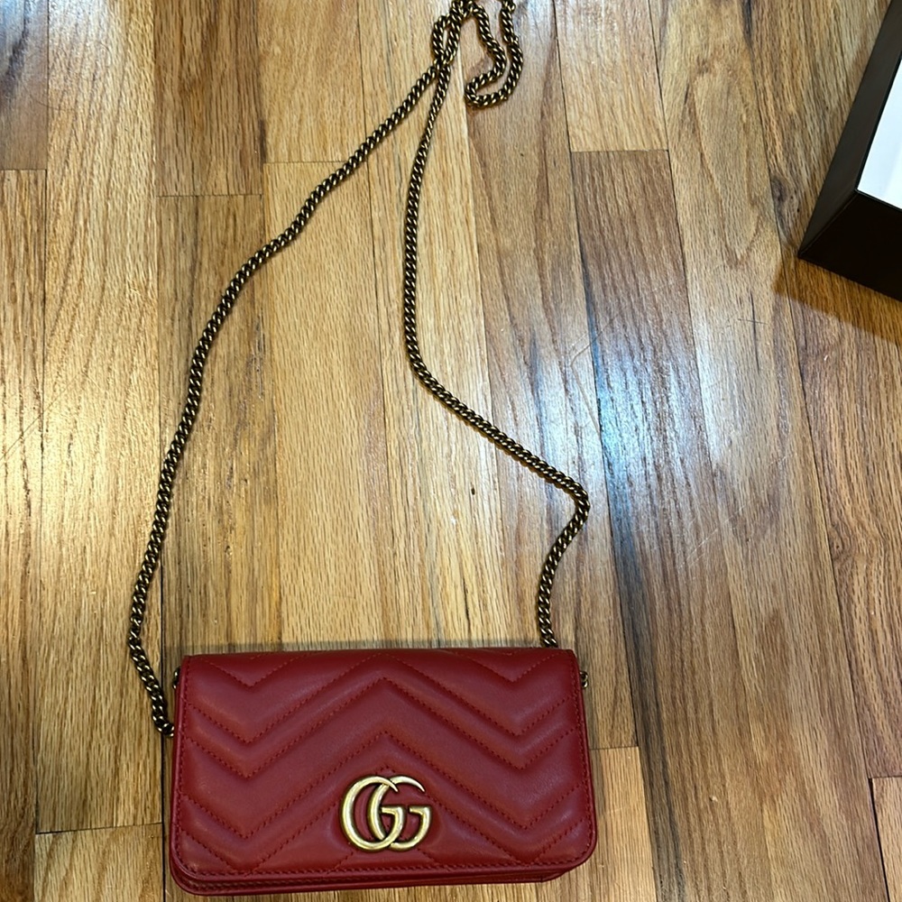 Gucci marmont red bag